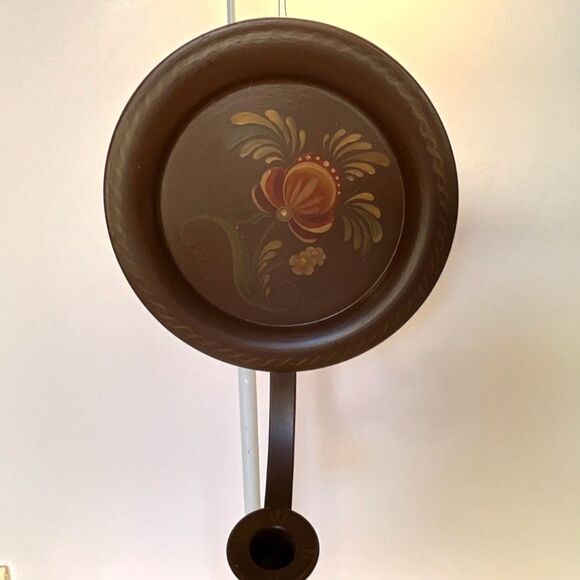 Beautiful vintage hand painted tole candle holder, sconce; burgundy and orange - Picture 1 of 6